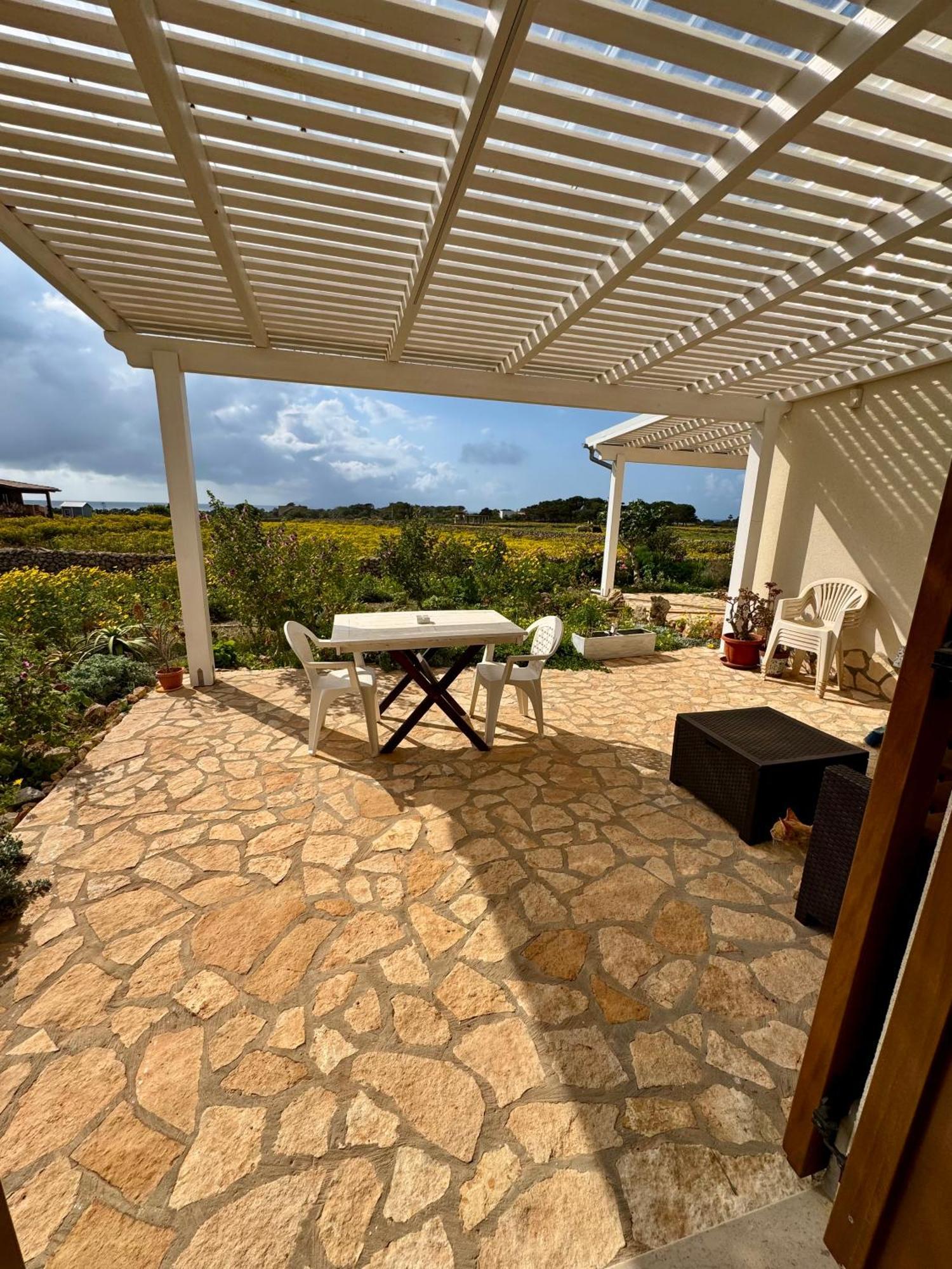Aria Case Vacanze Favignana Exterior photo
